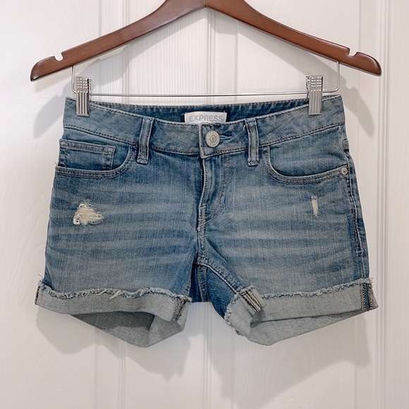 Express Pants - Expresss shorts